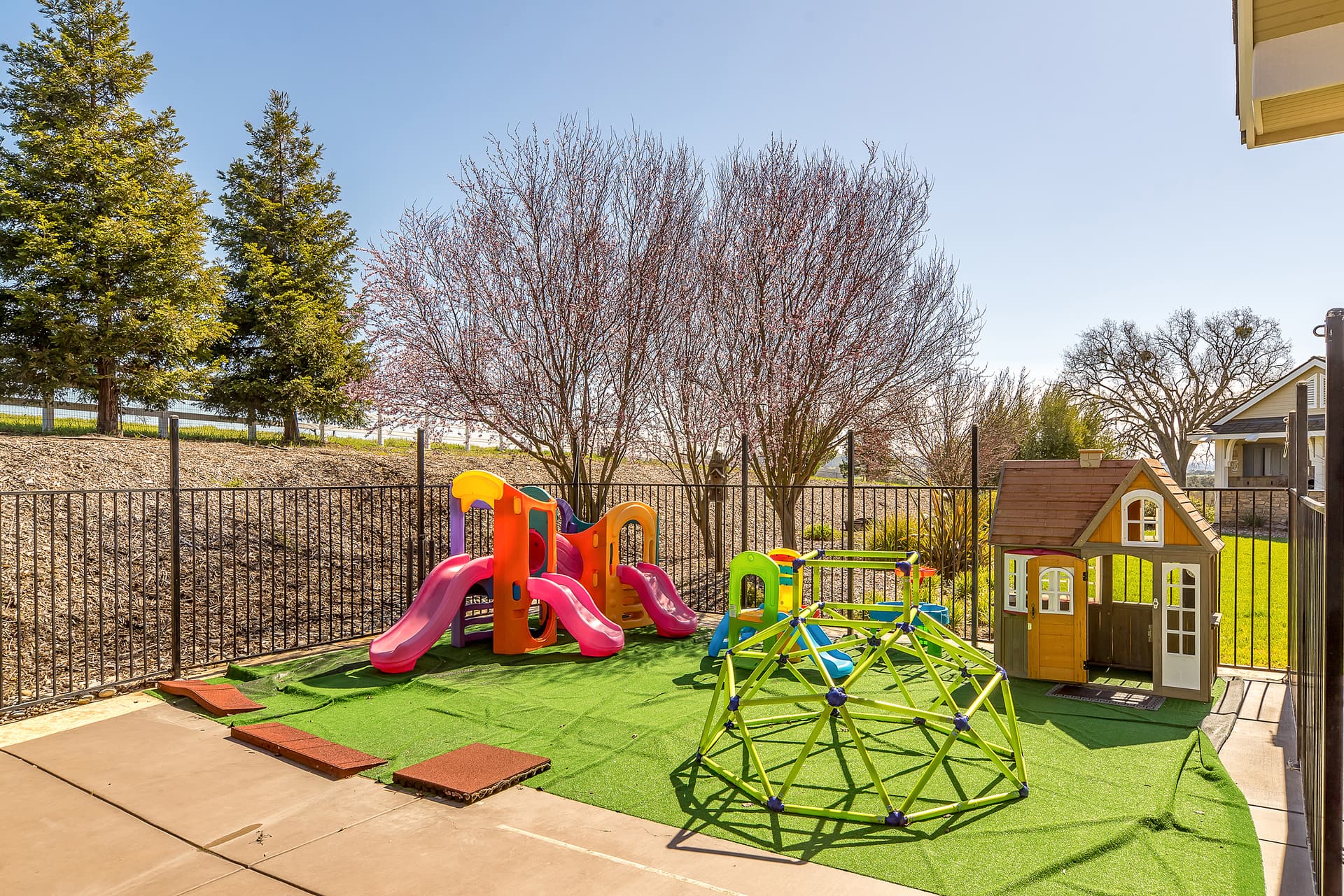 Frontier Farmhouse - Image 2