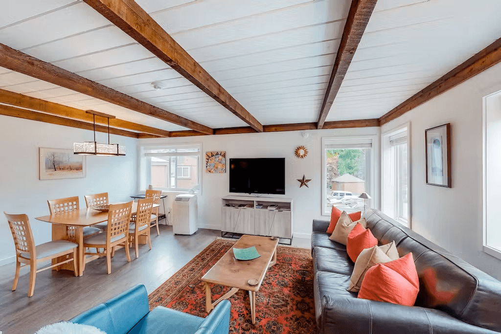 Sun and Ski - Image 2