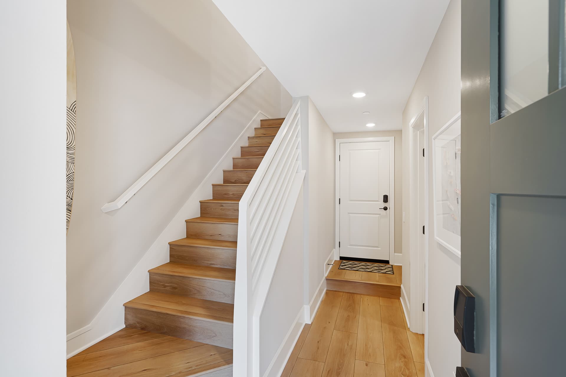 Bayside Cove Getaway - Image 4