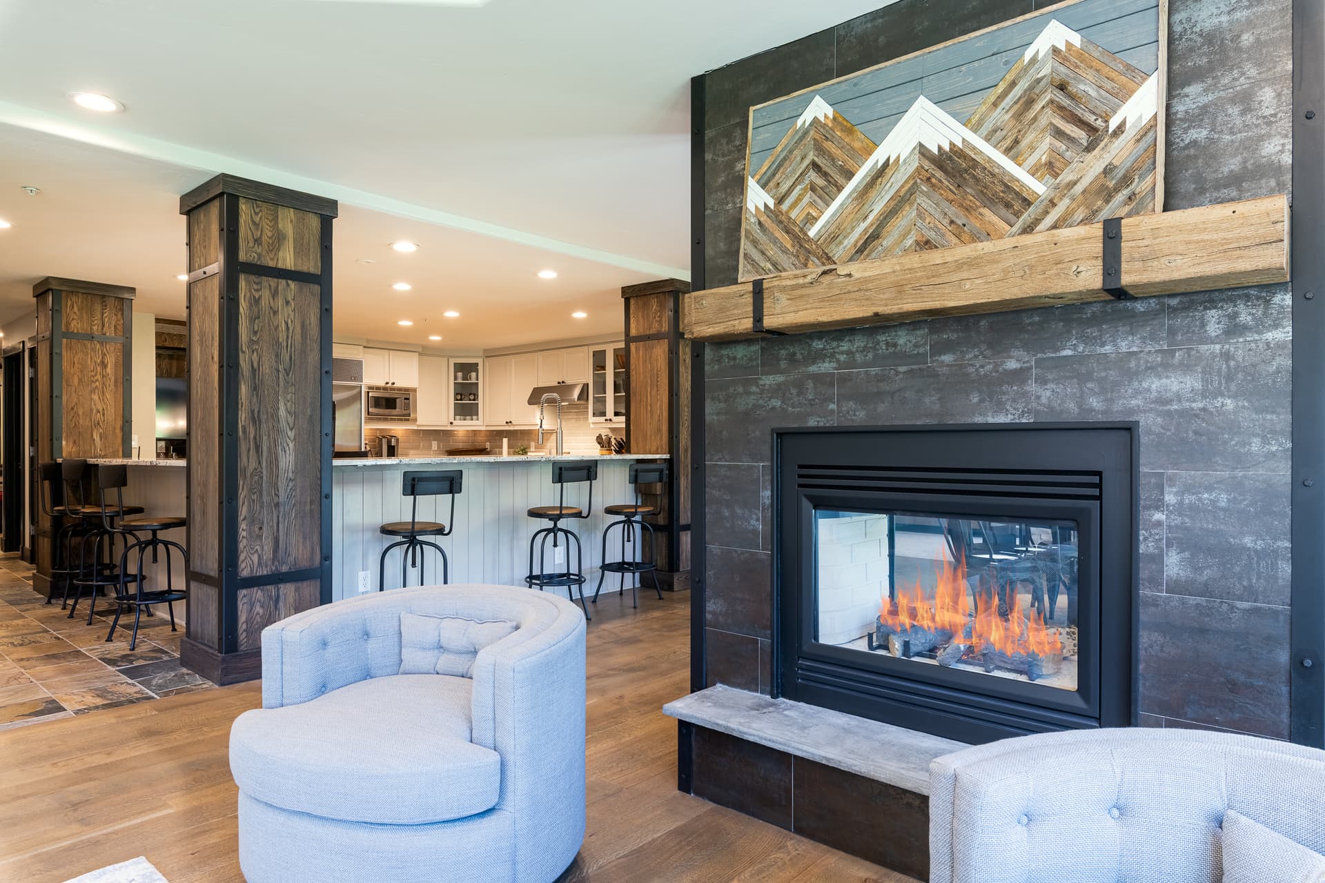 Mountain High at the Plaza - Image 12