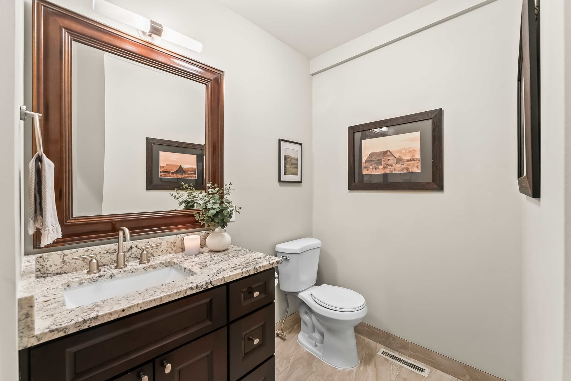 Summit Solace Chalet - Image 12