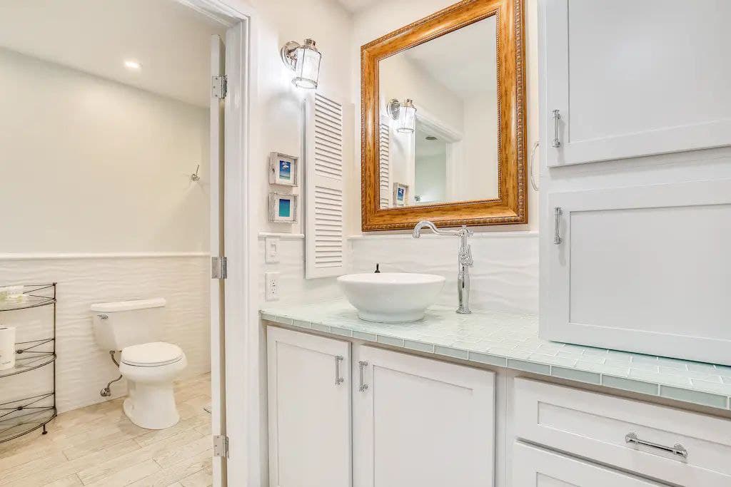 Sunset at Harbour Place - Image 15