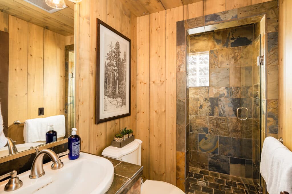 Renegade House - Image 12