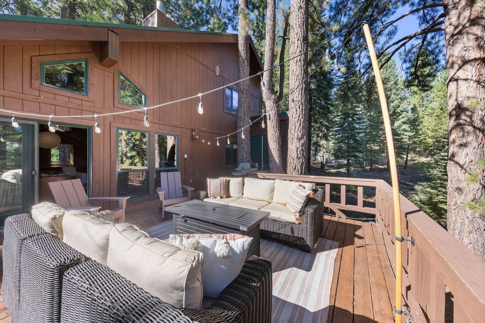 Sleeping Bear Lodge - Image 21