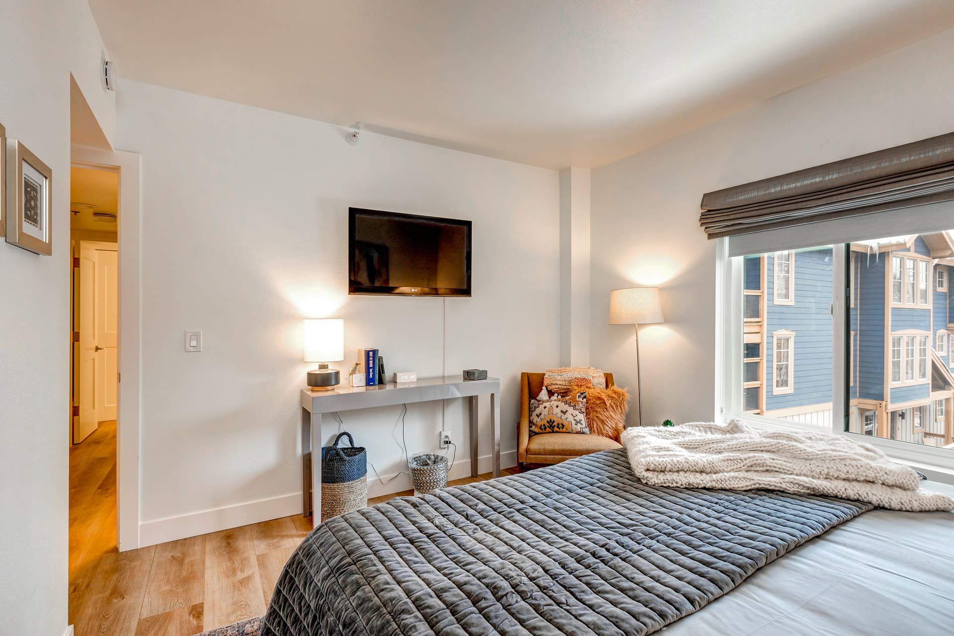 Park Station Luxury Retreat Home - Image 18