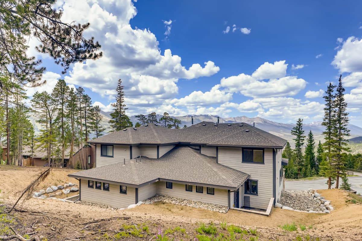 Mountain Vista Retreat - Image 32