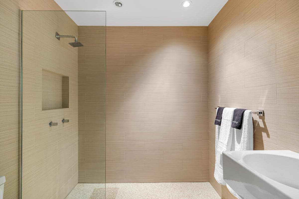 Kings Road - Image 24