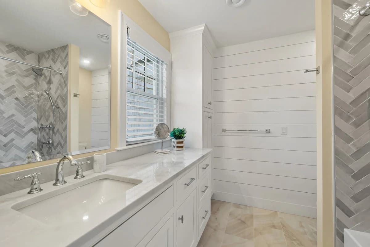 Rock Harbor Dreams - Image 18