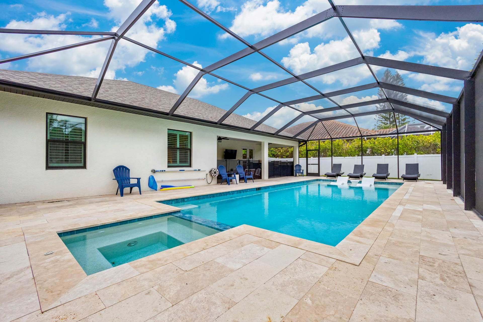 Paradise Daydream - Image 31