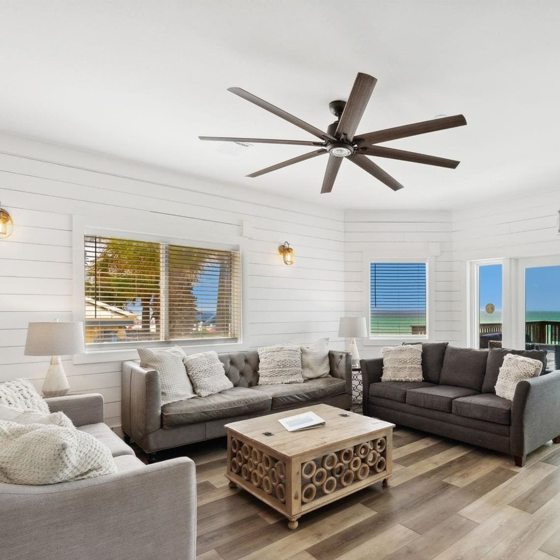 Silver Beach Retreat - Image 8