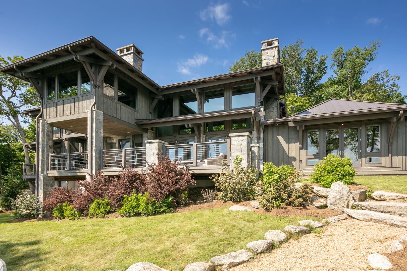 Outside Inn Place - Image 41