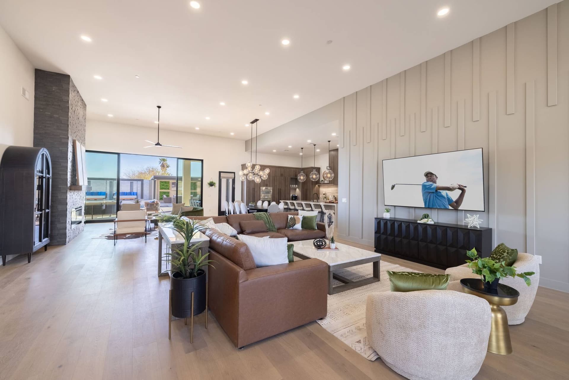 Estate on Harmony - Image 14