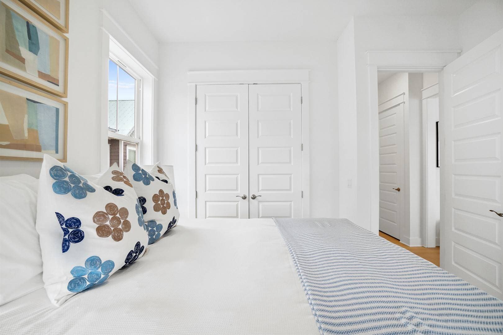 Salty Dog Sea Cottage - Image 21