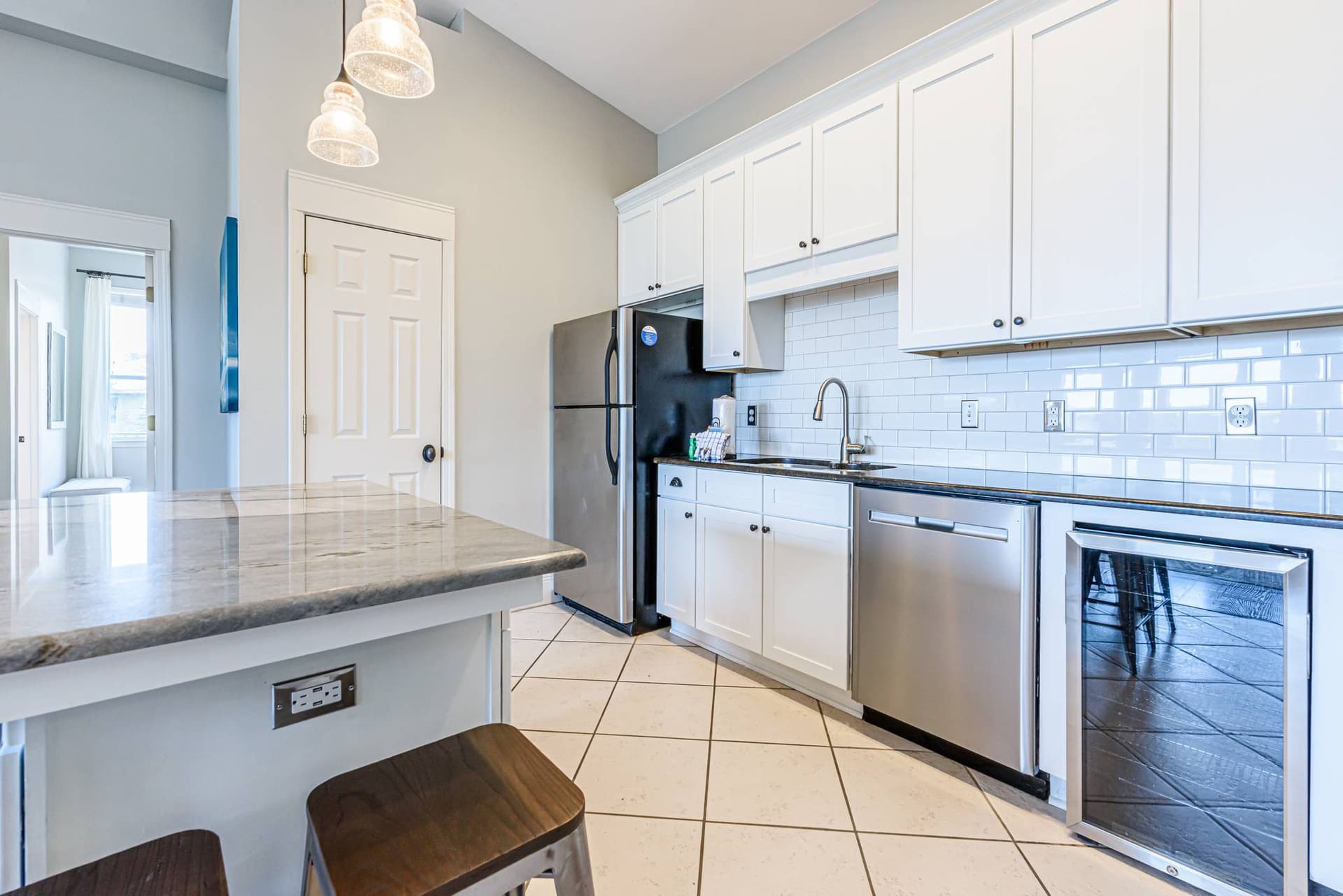 Ocean Whisper 824 - Image 14