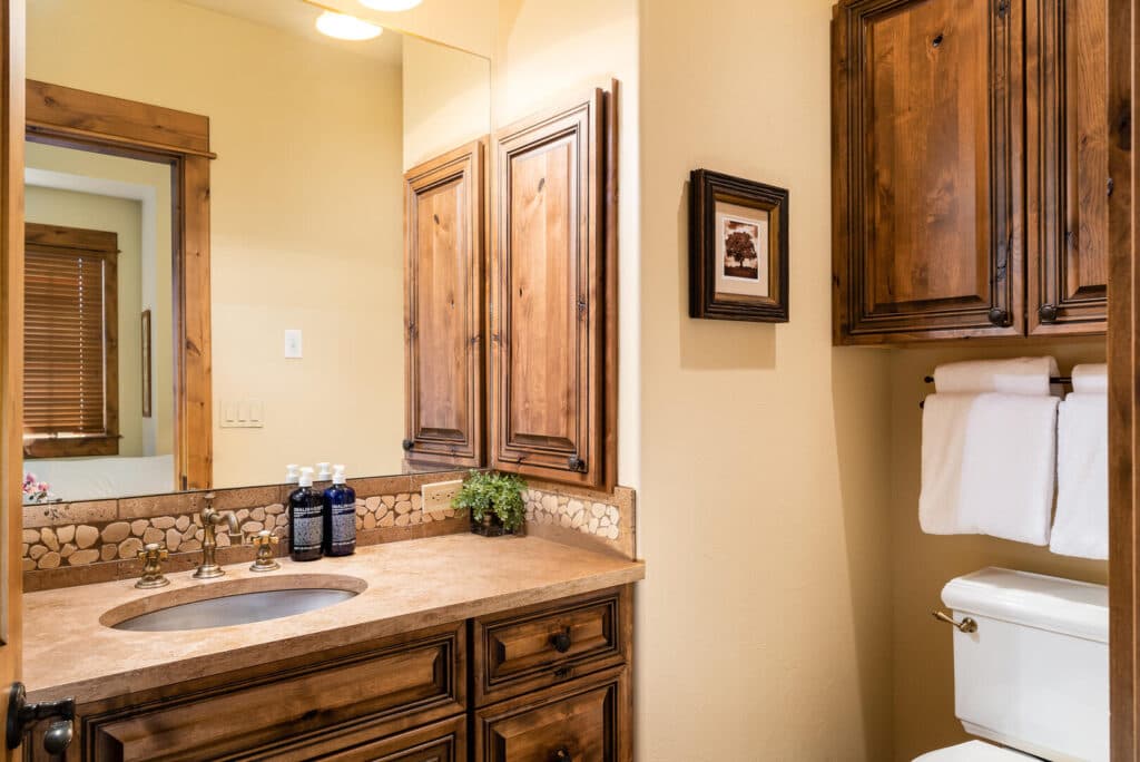 Mountain Loop Home - Image 16