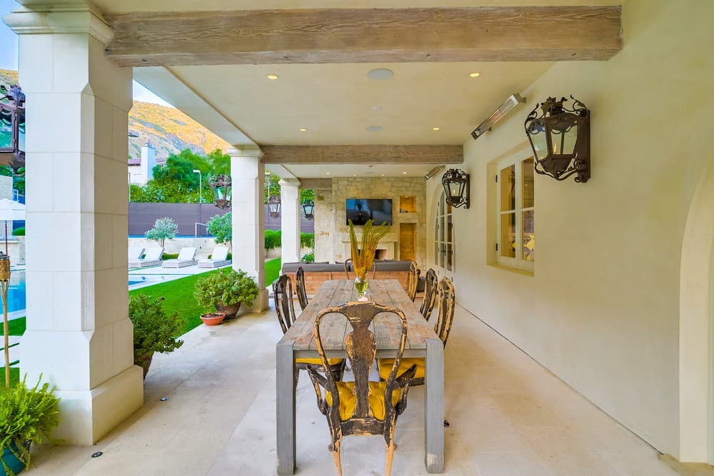 Chateau Serra Malibu - Image 55