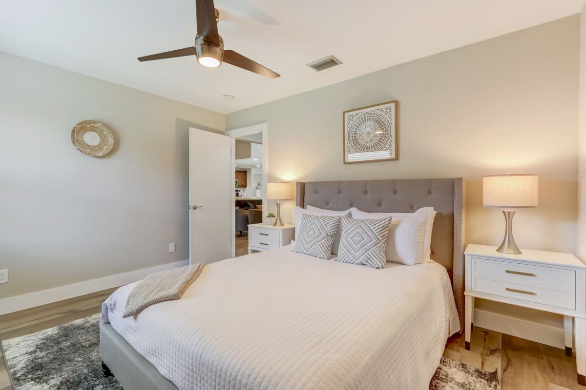 Sunrise House - Image 16