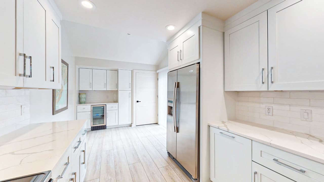 Blue Cove House - Image 4