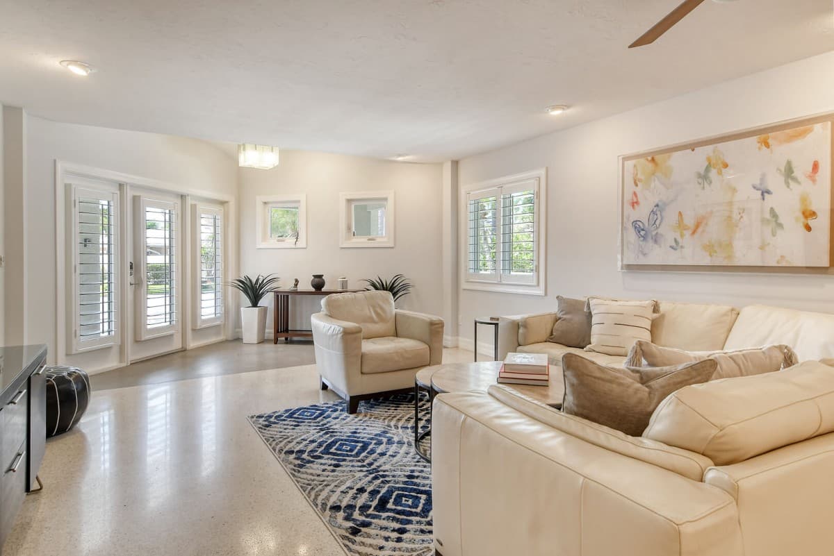 Mermaids Oasis - Image 13