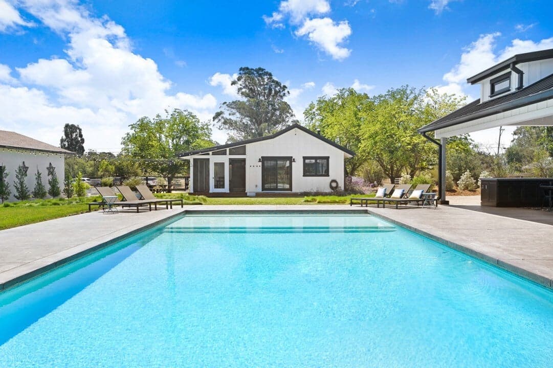 Carneros Farmhouse - Image 8