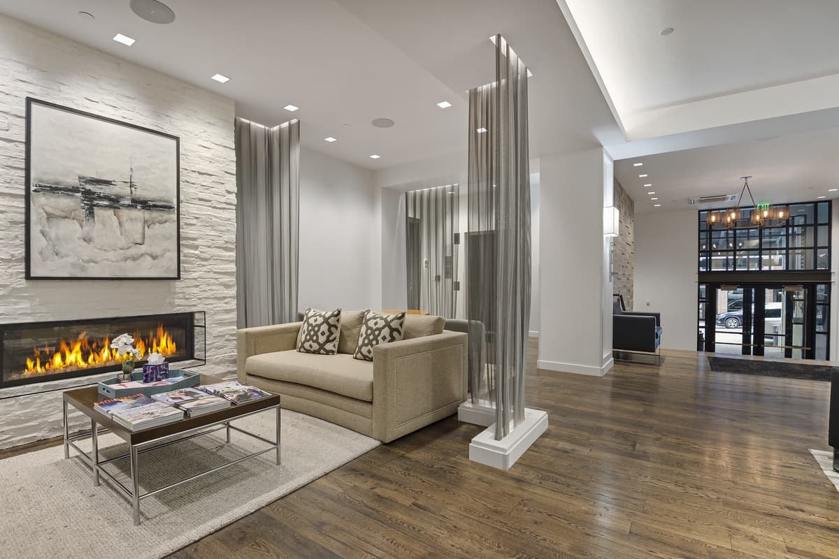 Mountain Luxe Retreat on Main - Image 37