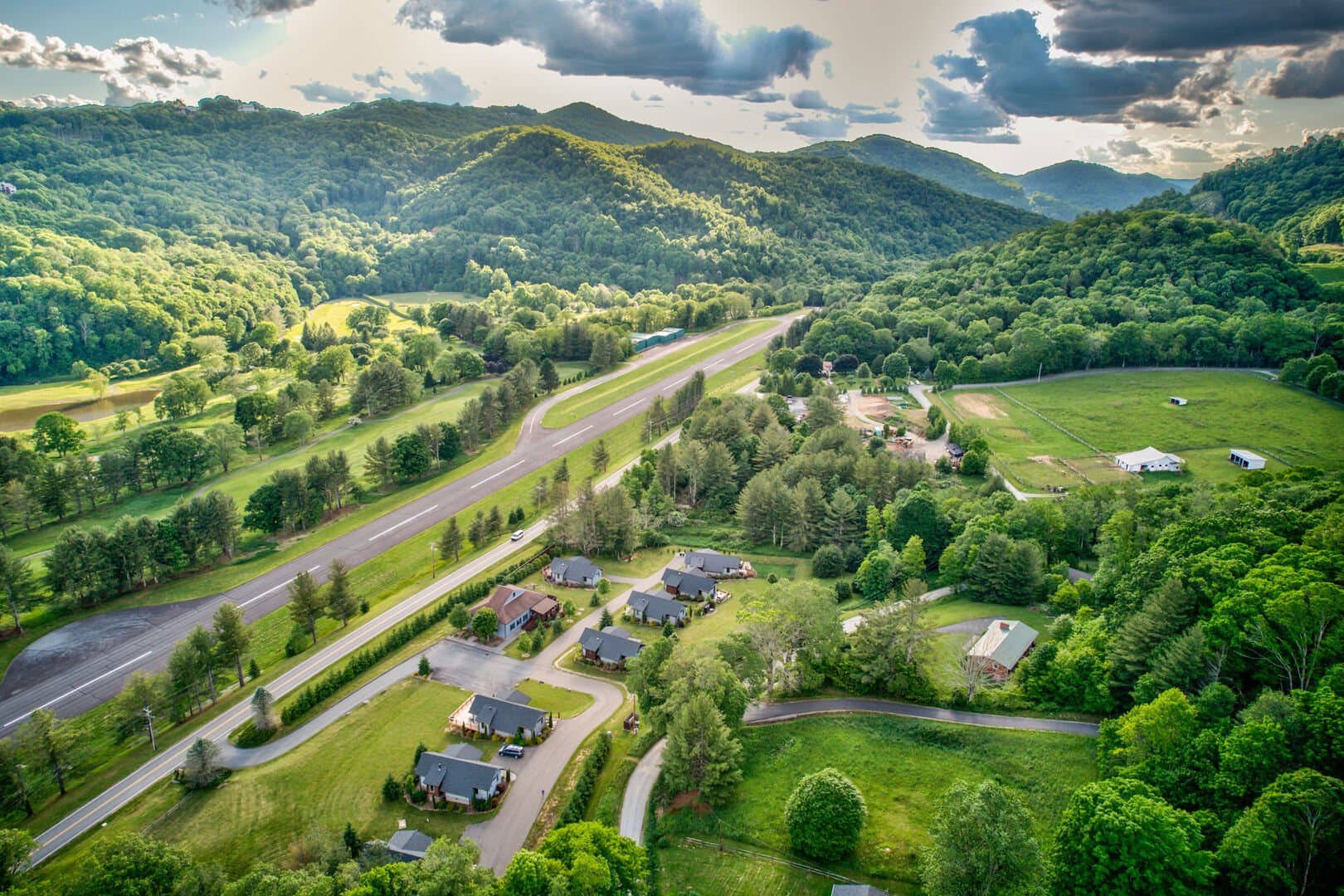 Banner View - Image 38