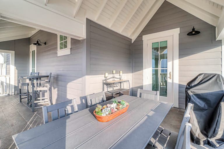 Commodore’s Hideout - Image 5