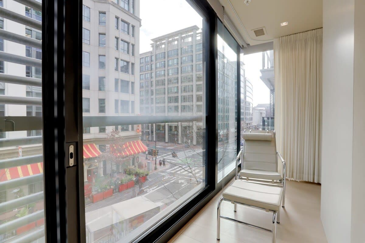 Metro Oasis - Image 17