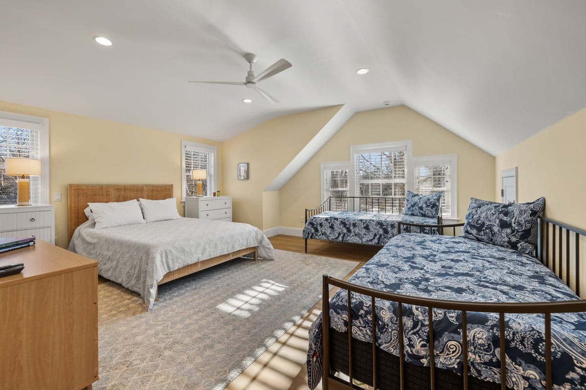 Rock Harbor Dreams - Image 23