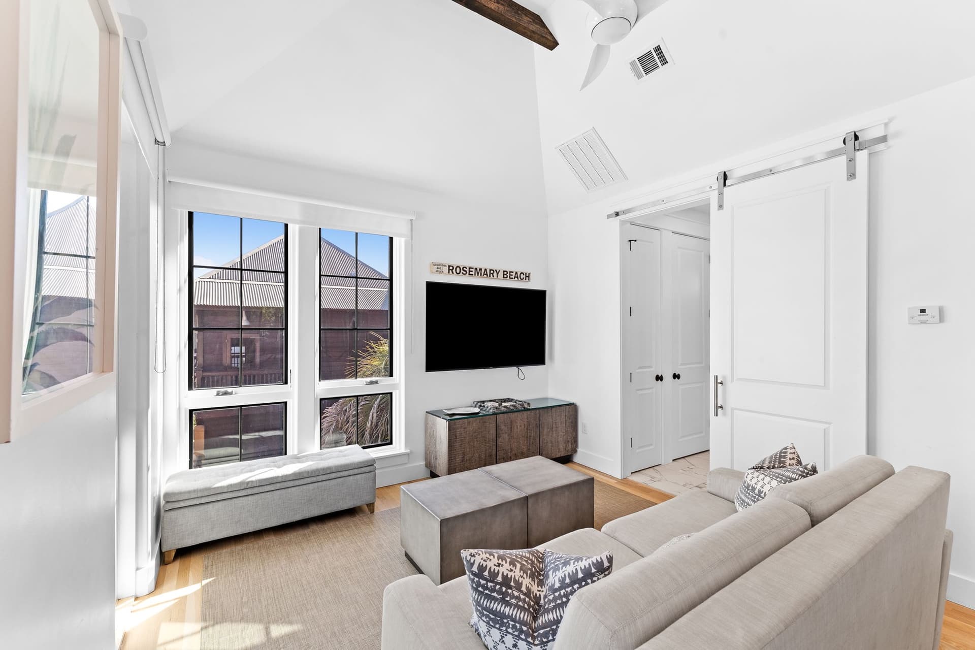 Abba Cottage & Carriage House - Image 49