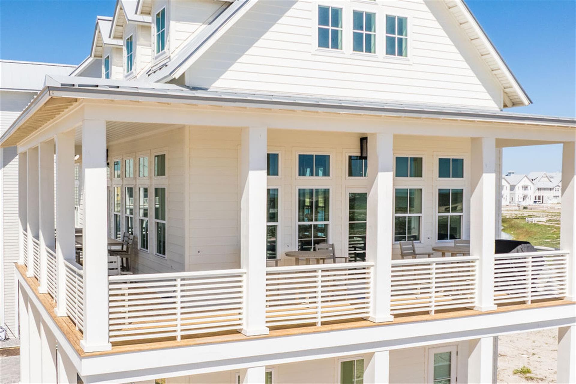 Ocean Paradise - Image 42