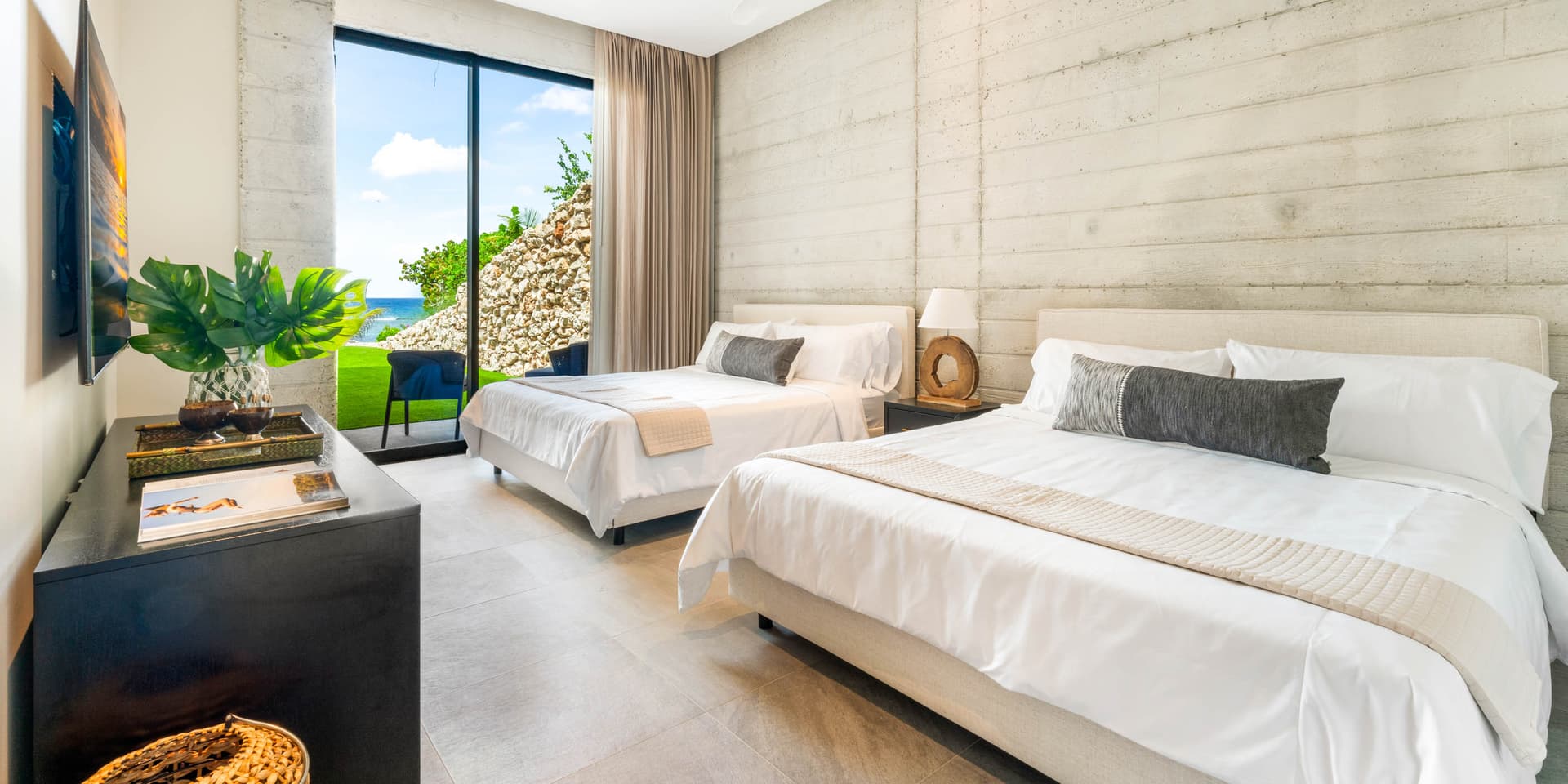 Bella Rocca Grand Estate - Image 18