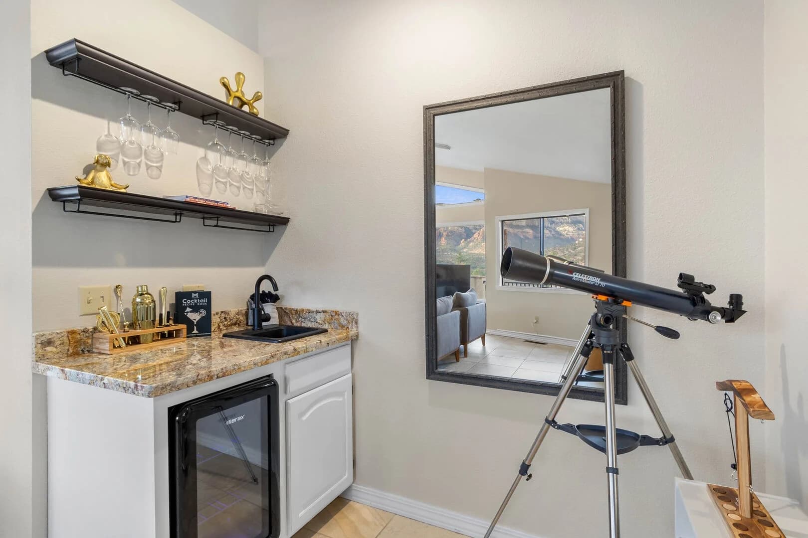 Red Rock Radiance - Image 7