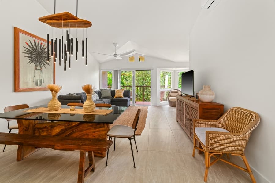 Mana Wahine - Image 1