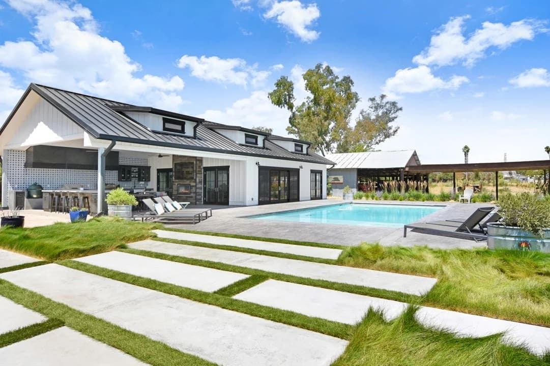 Carneros Farmhouse - Image 7