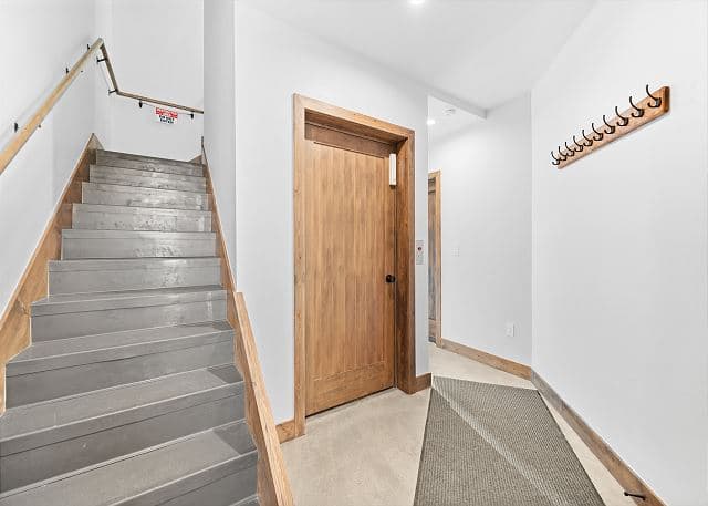 Ina's Way Townhome Unit B - Image 30