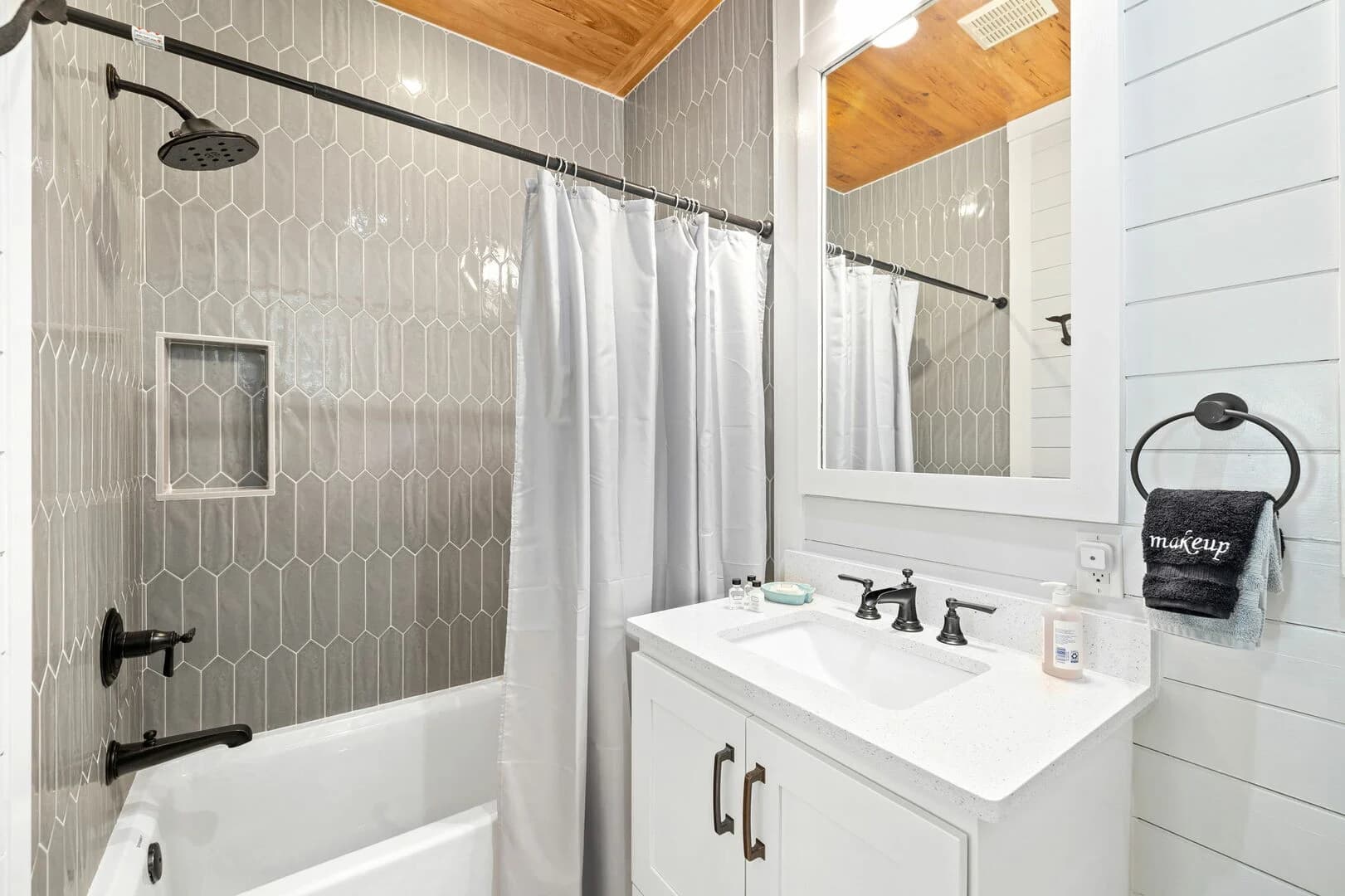 Providence House - Image 15