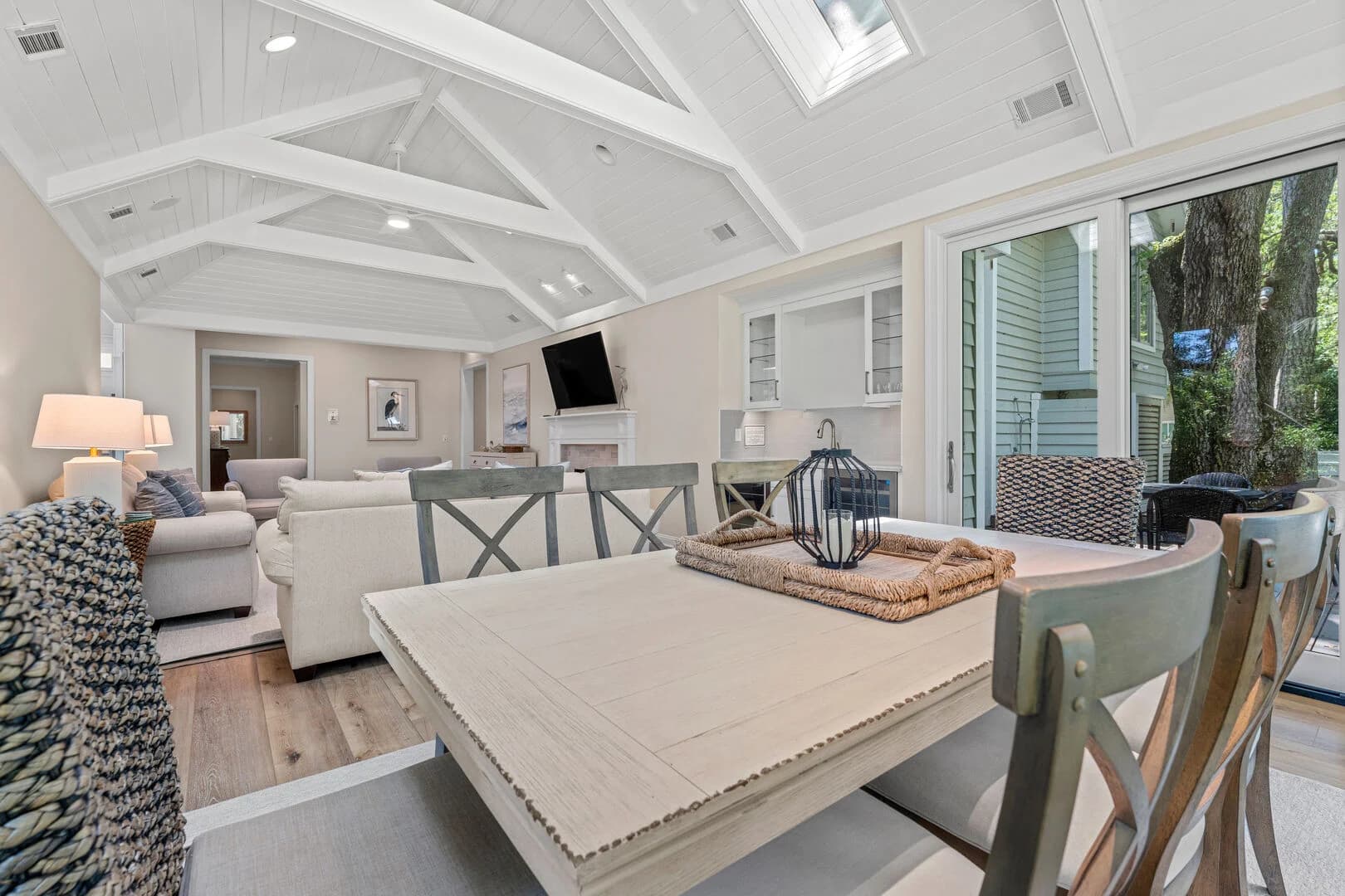 Southern Charm Retreat - Image 22