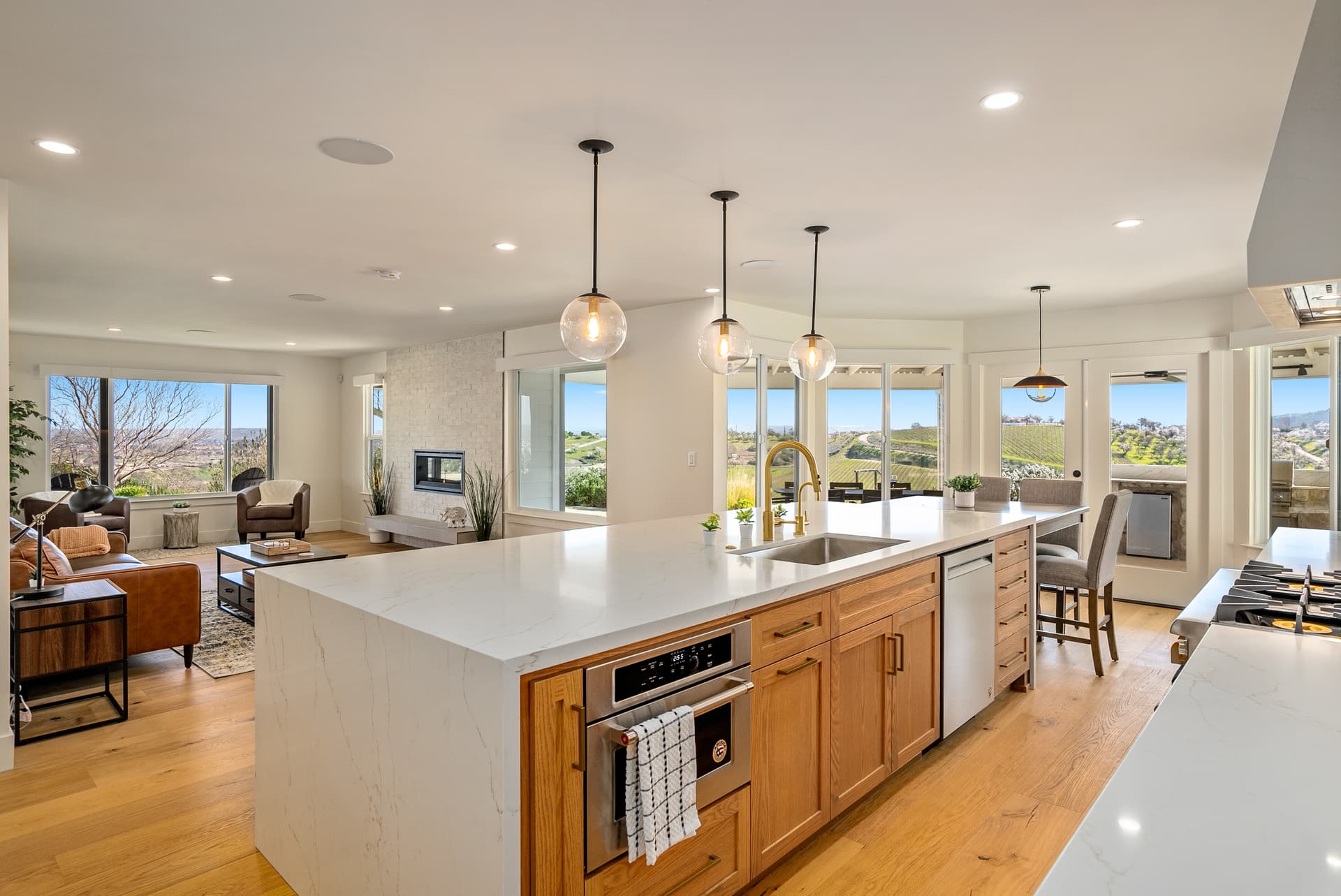 Mira Vista Heights - Image 19