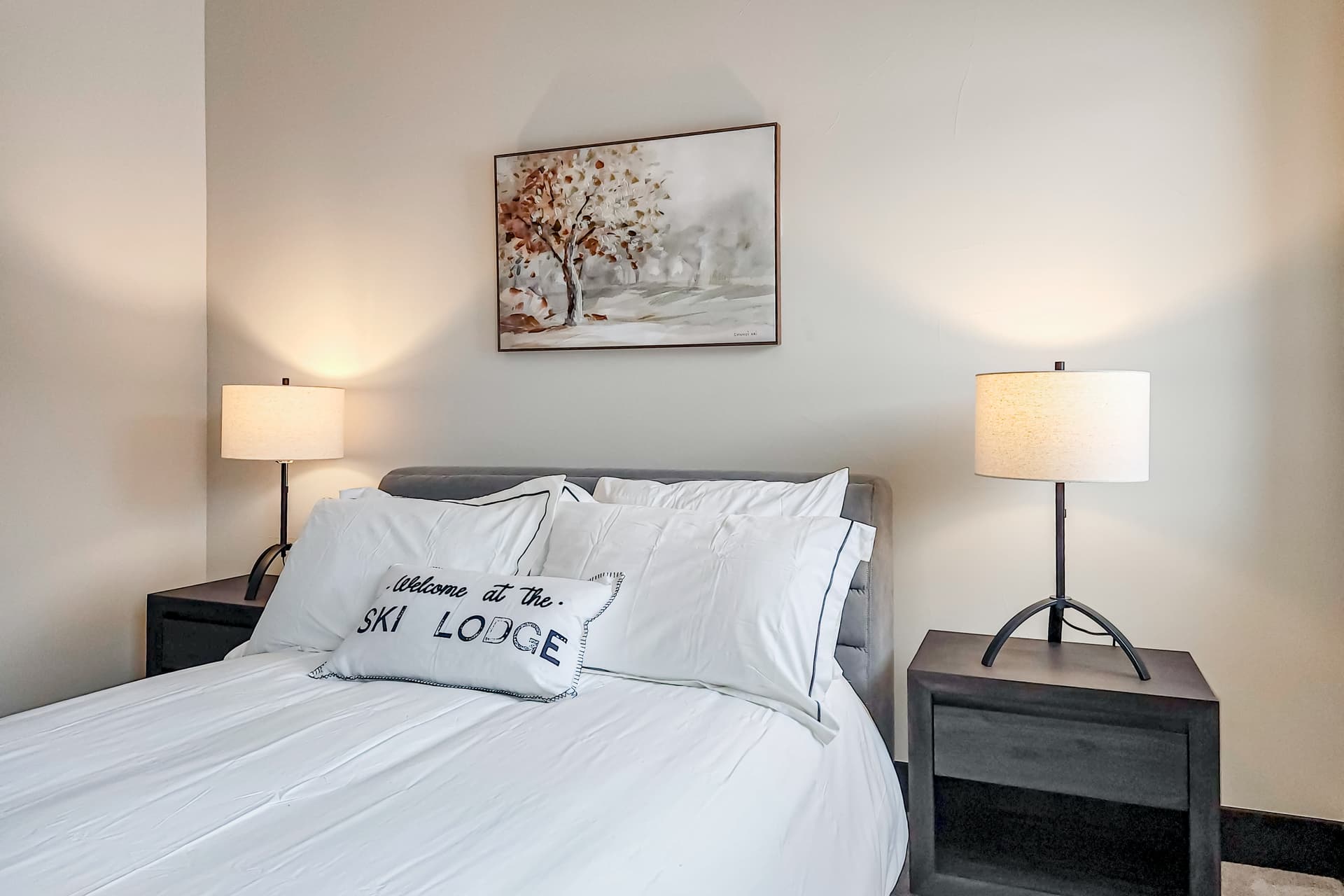 Slice of Silverthorne House - Image 25