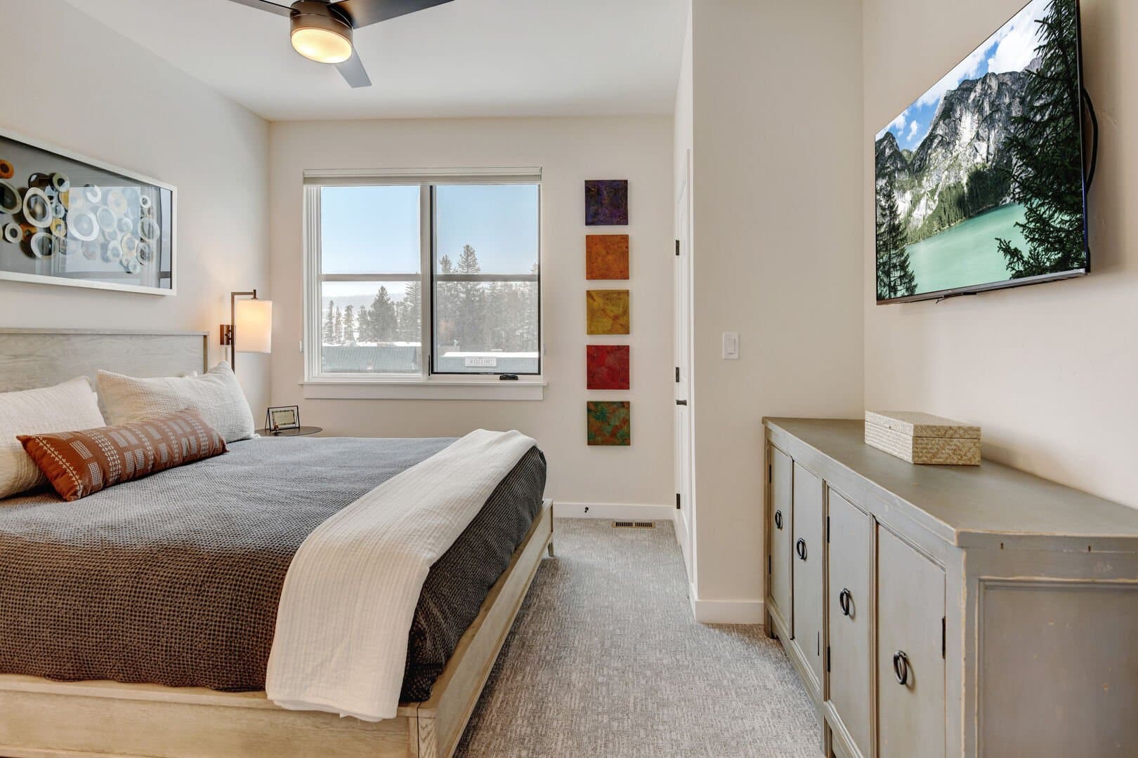 Arrow Luxury Loft #219 - Image 21