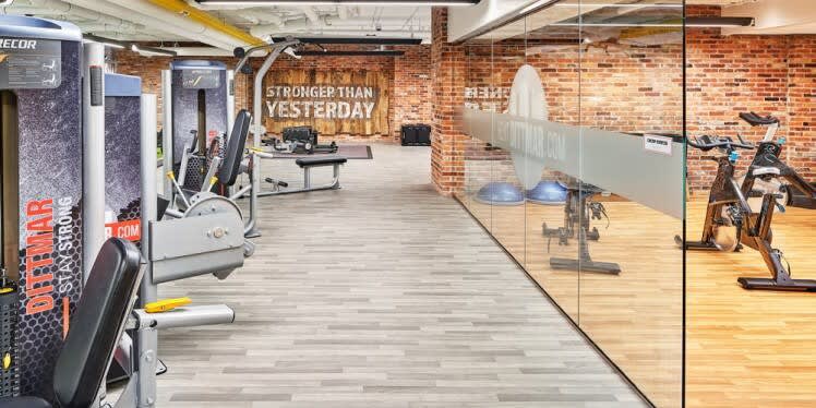 Phoenix Residence - Image 43