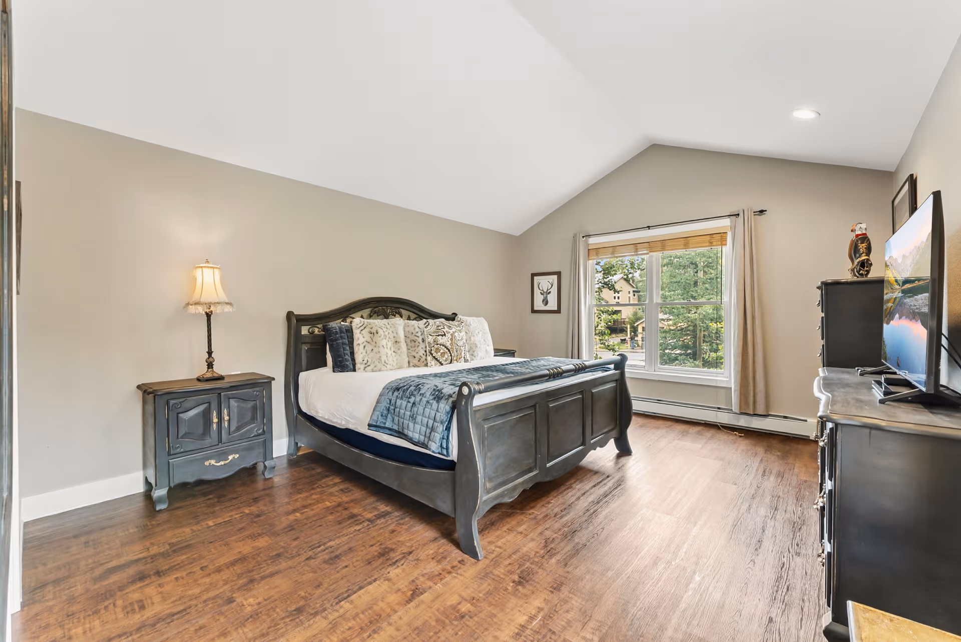 Peak 8 Lodge - Image 15