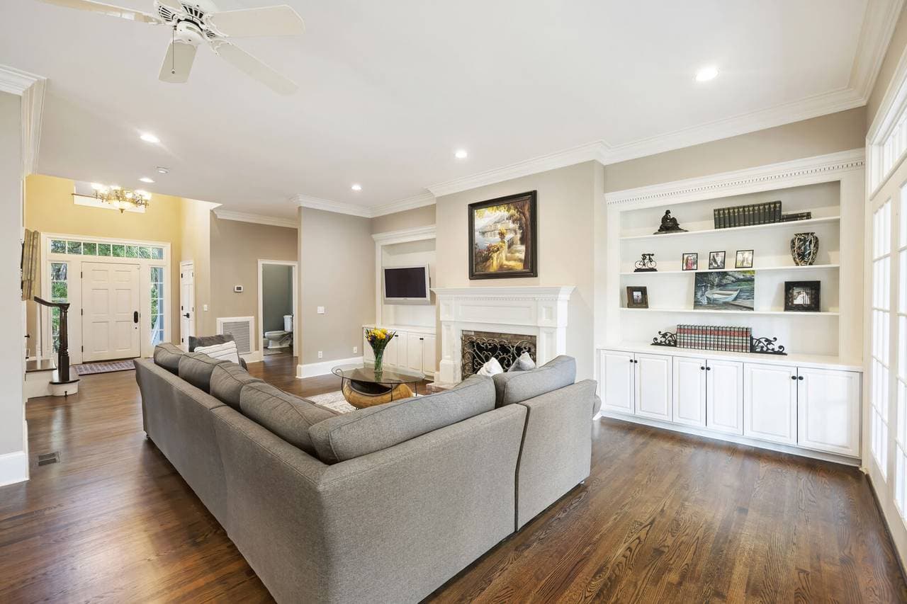 Otter Island Getaway - Image 4