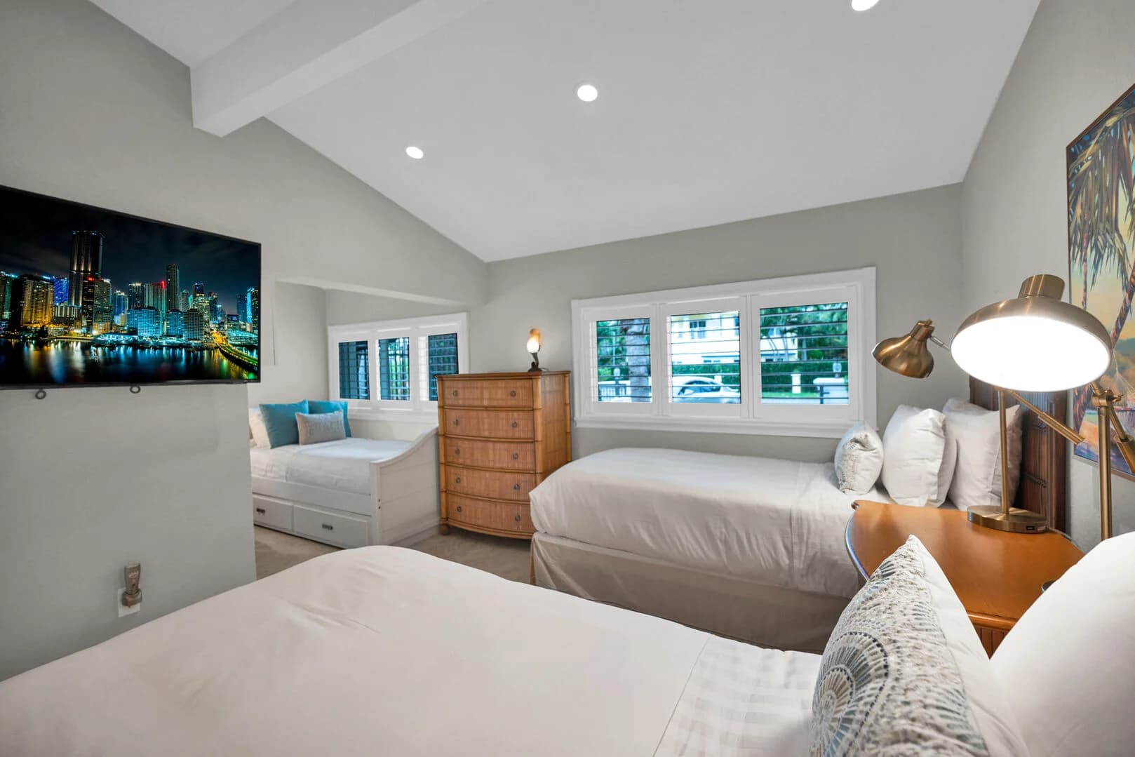 Oceanfront Estate - Image 27