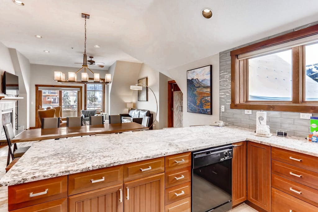 Main Street Condo #3401 - Image 4