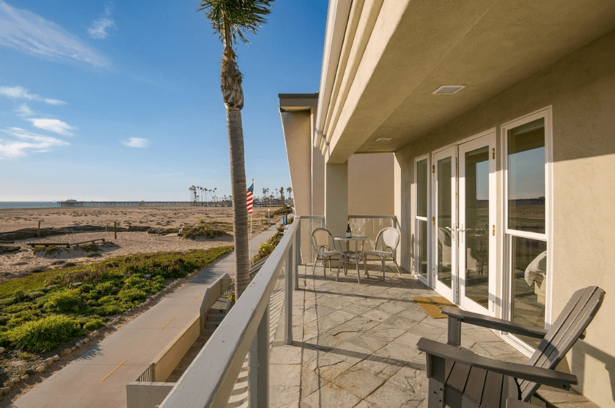 Beach Break - Image 19