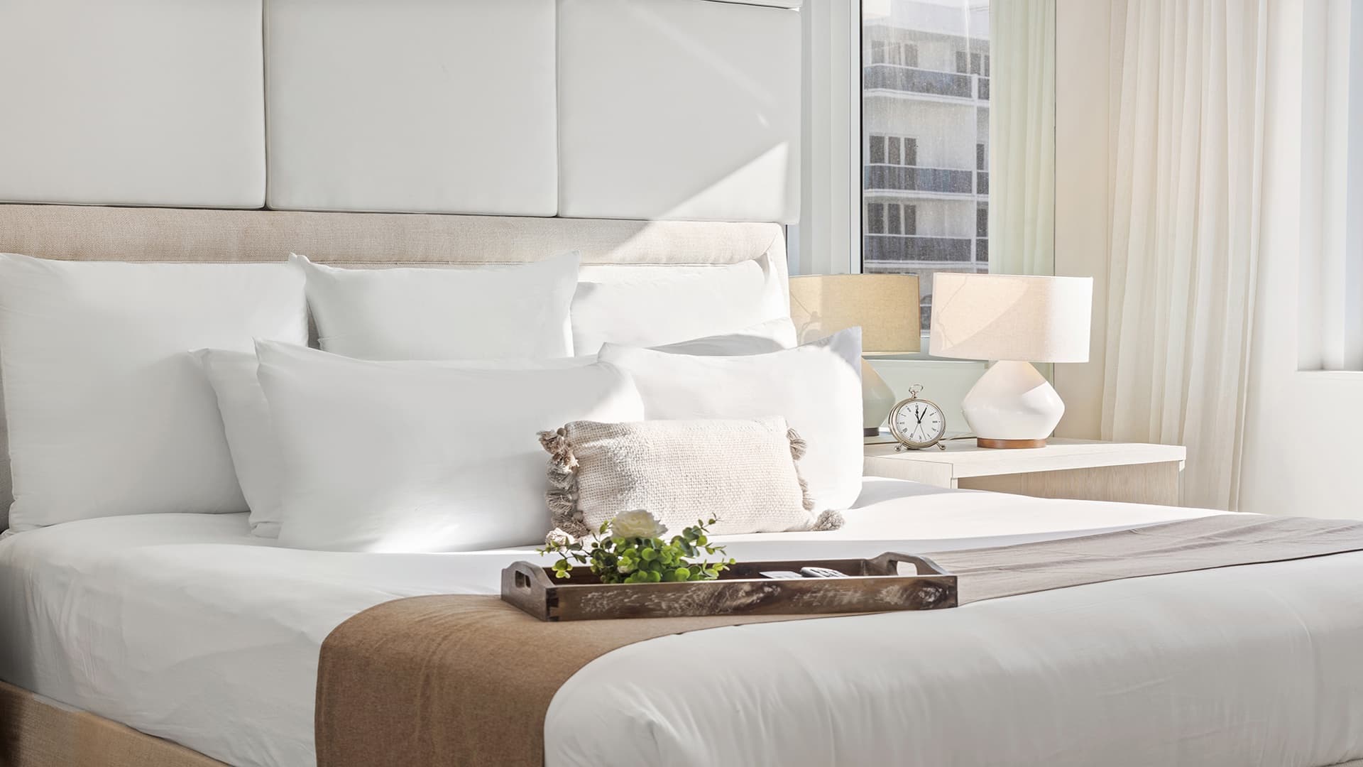 1 Hotel & Homes Residence #1412 - Image 3