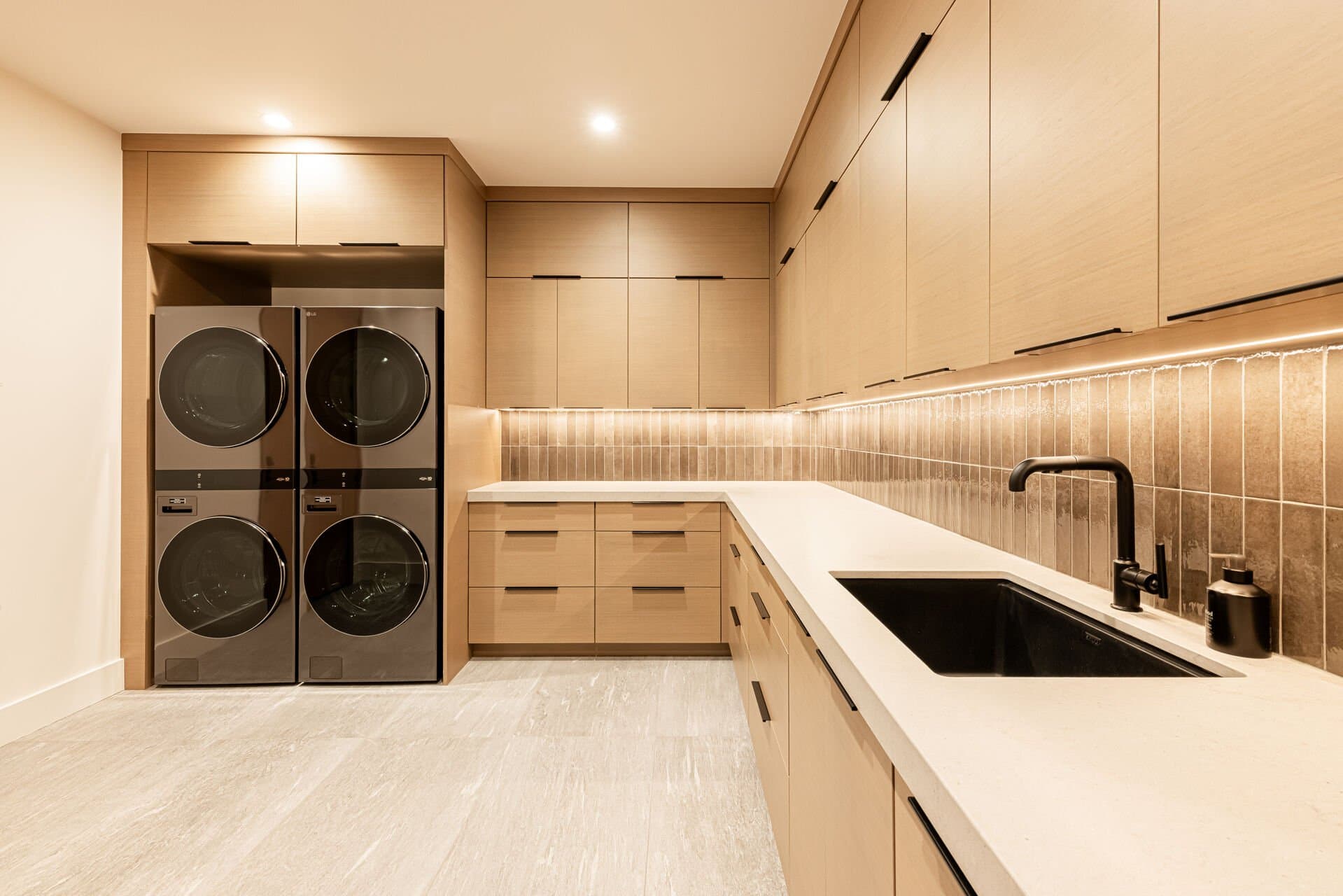 Luxe at Moonshadow - Image 67