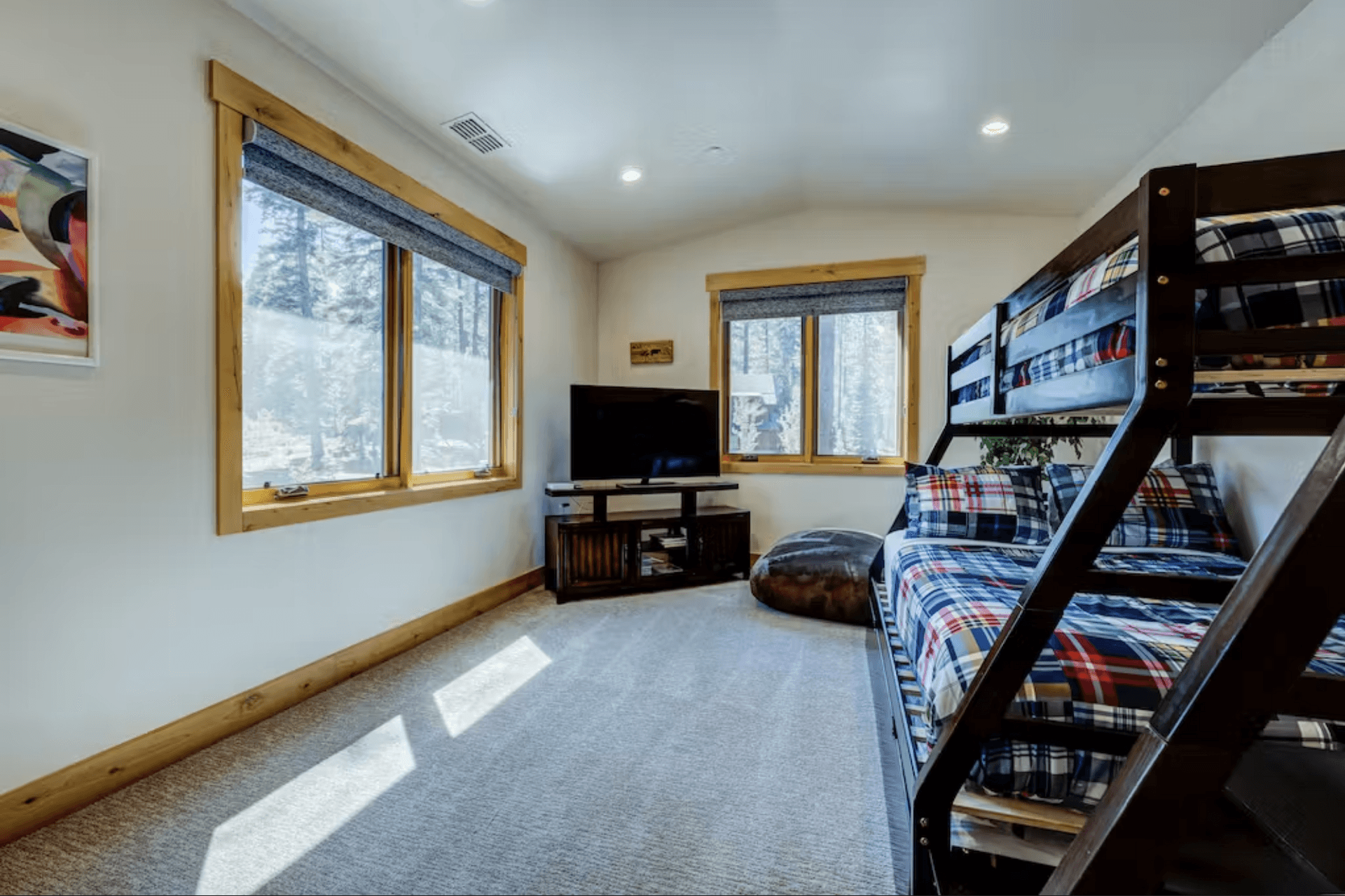 Sierra Vista House - Image 23